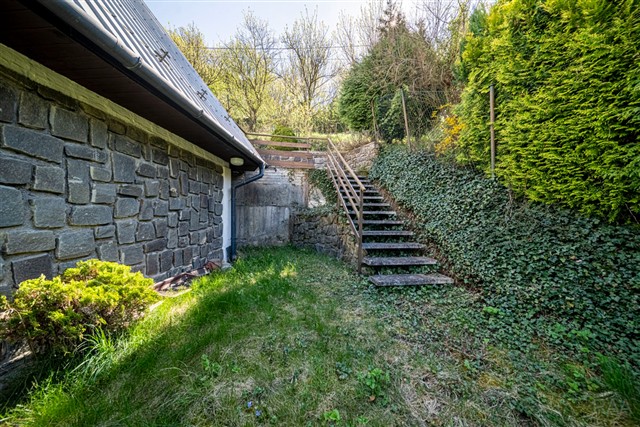 schodiště ke vstupu do chaty [13/42]