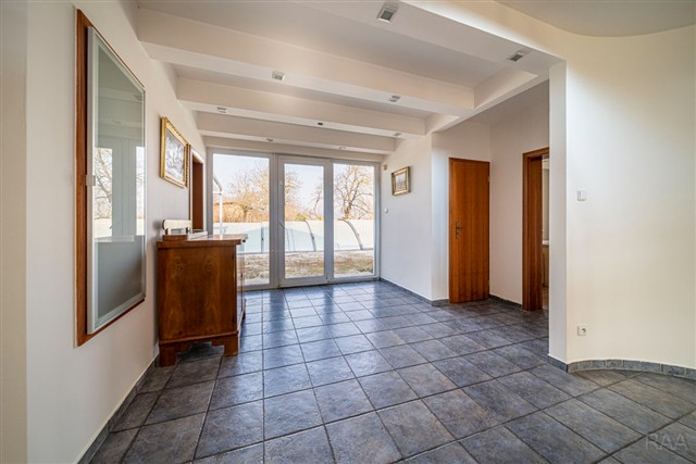 centrální část domu [43/89]